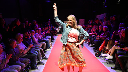 FOTO: Regina Řandová si přehlídku užívala.