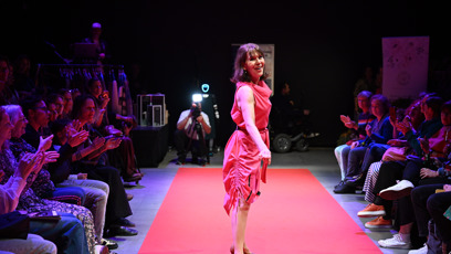 FOTO: Michaela Dolinová na charitativní módní přehlídce.