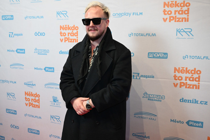 Štěpán Kozub na premiéře filmu Někdo to rád v Plzni.
