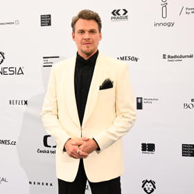 Spekuluje se, že by se měl ve StarDance objevit i Vojta Dyk. 