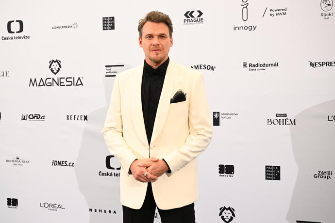 Spekuluje se, že by se měl ve StarDance objevit i Vojta Dyk. 