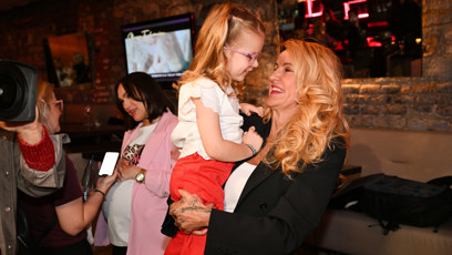 FOTO: Vendula Pizingerová s dcerou Michaely Gemrotové.