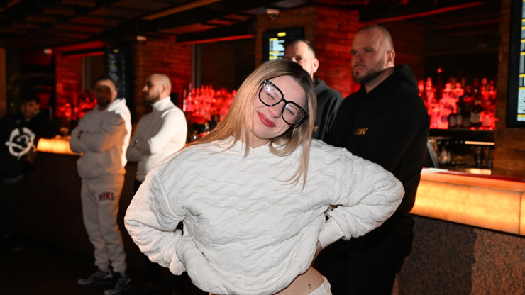 Krásná Dominika Elischerová alias Mína.