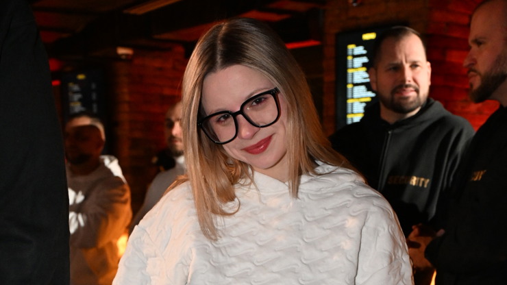 Dominika Elischerová alis Mína dorazila s úsměvem od ucha k uchu.