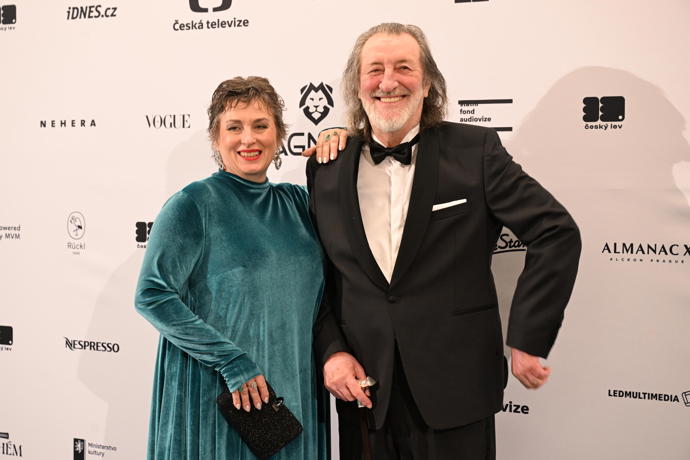 Bolek Polívka s manželkou Marcelou na letošním předávání cen Český lev.