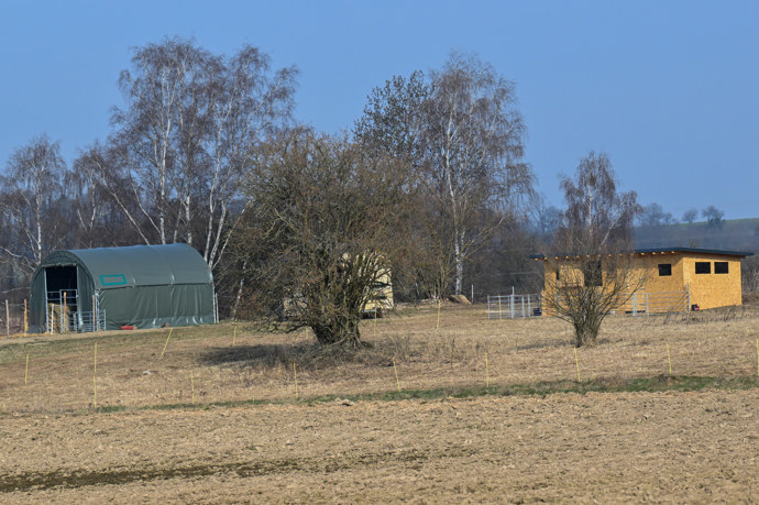Farma Vojtky Kotka se už pořádně rozrostla.