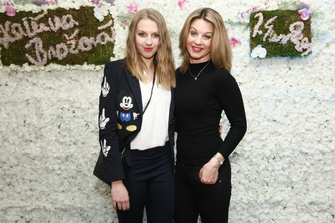 Valentýna o roli usilovala už v prvním ročníku DAMU, tenkrát jí ovšem hraní zatrhla škola. 