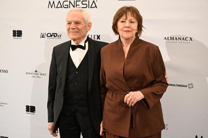 Lence Termerové to velmi slušelo. 