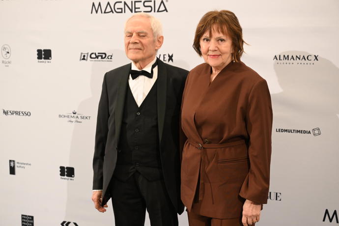 Lence Termerové to velmi slušelo. 