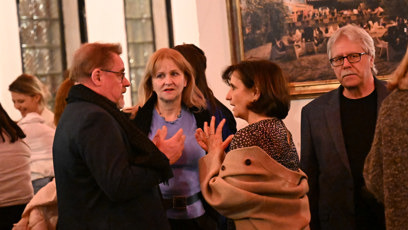 FOTO: Václav Kopta s manželkou Simonou Vrbickou a Veronikou Freimanovou.