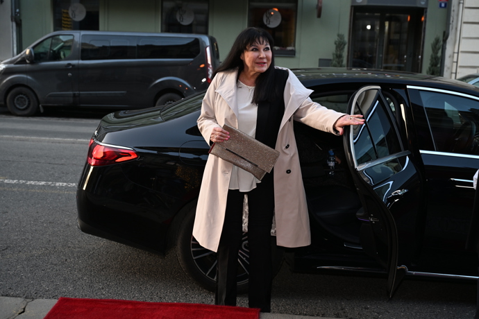 Největší pozornost na sebe strhla herečka a zpěvačka Dagmar Patrasová, která dorazila po velmi dlouhé době.