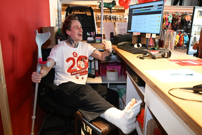 Vojta Drahokoupil měl z prodávání radost.