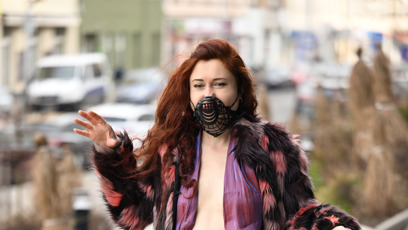 FOTO: Eva Toulová si hrála na zvíře.