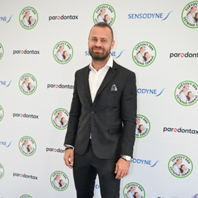 V rozhovoru upozornil na hloupé předsudky, se kterými se ženy u záchranky bohužel stále často setkávají.