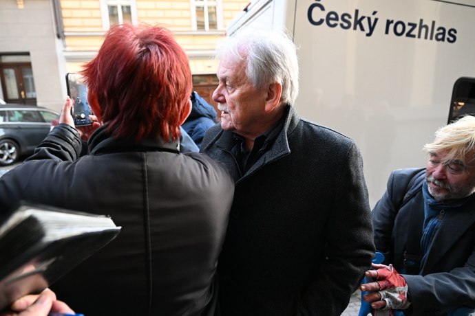 Karel Šíp dorazil také. 