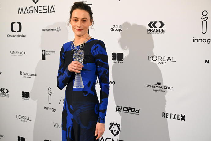 Johana Matoušková si odnesla sošku za nejlepší výkon v hlavní roli v seriálovém díle (Studna).