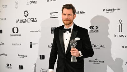 FOTO: David Švehlík získal Českého lva za výkon v hlavní roli v seriálovém díle (Studna).