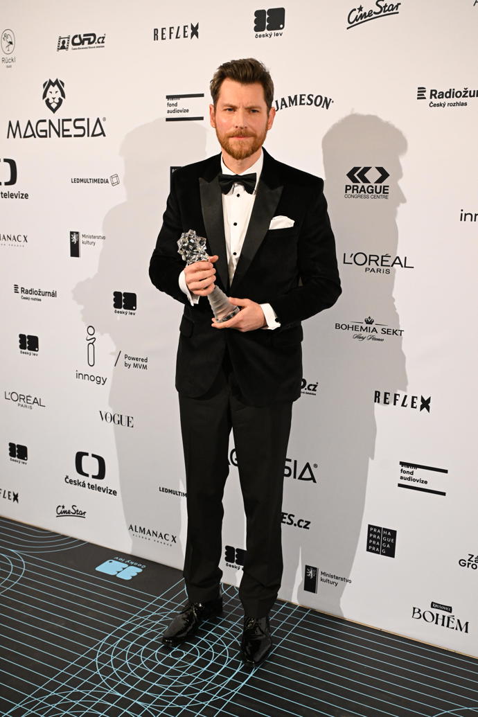 David Švehlík získal Českého lva za výkon v hlavní roli v seriálovém díle (Studna).