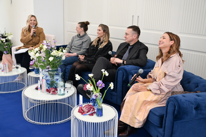 Veronika sama si oblíbila zubní pasty s bělicím účinkem. 