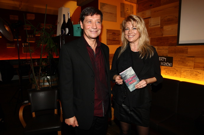 Pavel Kříž a Eva Vejmělková.