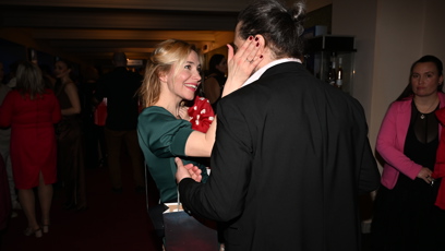 FOTO: Felix Slováček mladší byl v obležení žen.