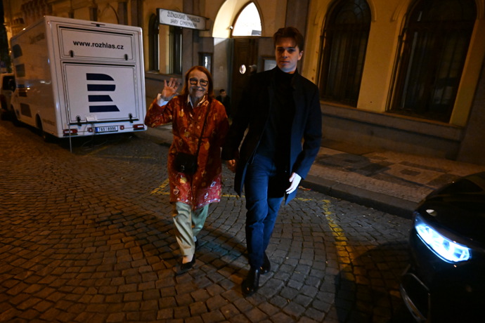 Iva Janžurová se usmívala.