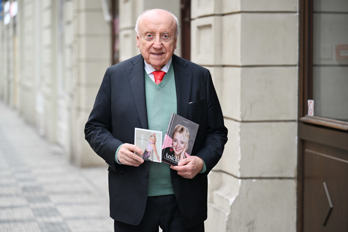 Felix Slováček byl naměkko. 