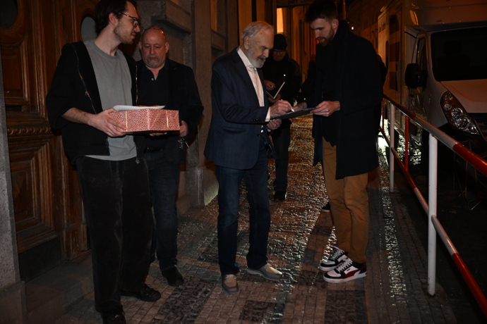 Zdeněk Svěrák rozdával podpisy.