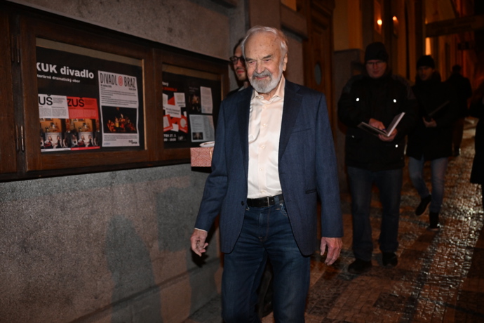 Zdeněk Svěrák slavil 90. narozeniny. 