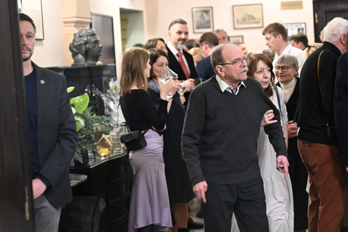 Jaroslav Uhlíř nemohl na oslavě narozenin Zdeňka Svěráka chybět.