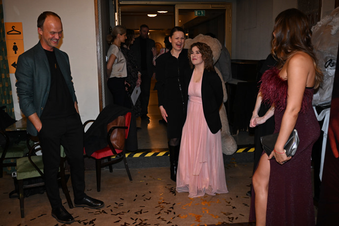 Vysmátá Klára Melíšková s Pavlou Gajdošíkovou.