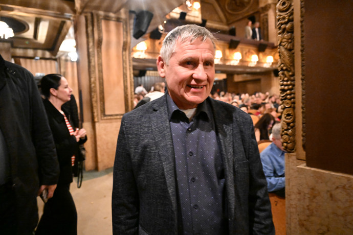 Jiří Čunek dorazil na slavnostní premiéru Tanec s medvědem. 