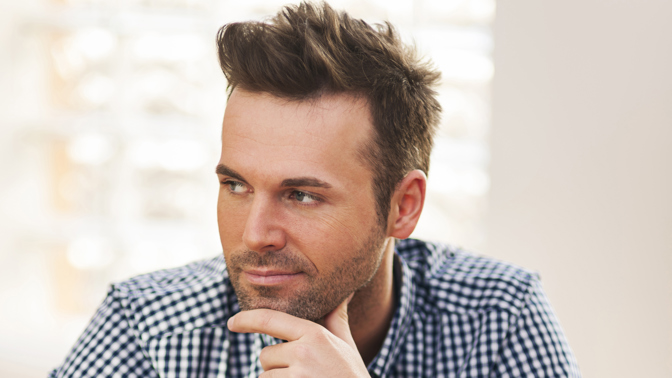 Příběhy o životě: Nemůžu se rozhodnout mezi dvěma milenkami. Každá je pro mě něčím zajímavá, ale nechtějí se o mě dělit