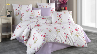 Ložnice v rozkvětu: Od drobných vlčích máků až po bohaté květinové vzory