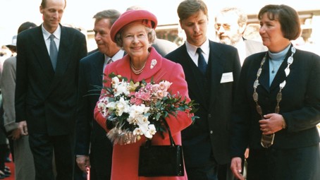 Alžběta II. v Praze: Respekt z ní měla i Havlova fenka Ďula, které se obávali všichni zaměstnanci Hradu