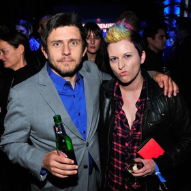 Benův mladší vlastní bratr Willard pro změnu podniká. Aktuálně provozuje fitko a je tátou dvou dětí.