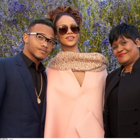 Zatímco maminka pracovala, o Rajada (vlevo), který byl v době rozchodu opravdu malinký, se starala Rihanna.