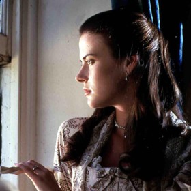 Herečka a modelka Annabel Schofield zemřela.