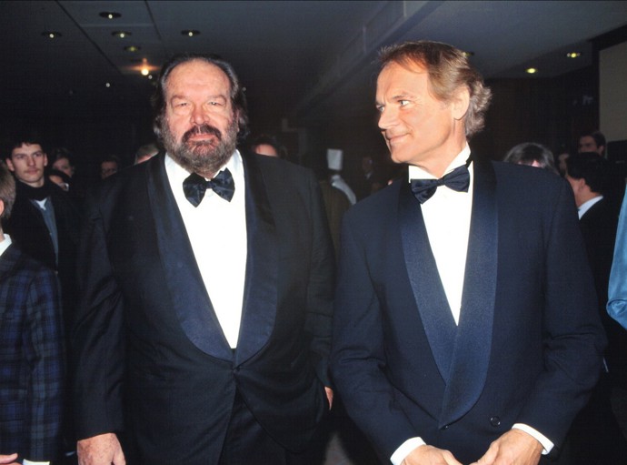 Terence Hill se proslavil zejména v akčních komediích s kolegou Budem Spencerem. Na společném snímku z roku 1995, kdy už byli celebritami světového formátu. 