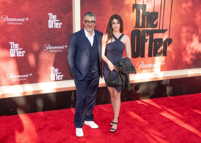 Mají spolu dvacetiletou dceru Mayu (na snímku).