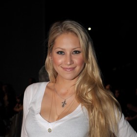 Anna Kurnikovová se v prosinci počtvrté stala maminkou, bylo jí 44 let.