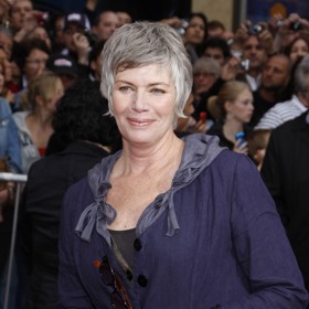 V 90. letech se ale její hvězda začala zvolna vytrácet. Kelly založila rodinu a odstěhovala se na Floridu, kde si s manželem otevřeli restauraci.