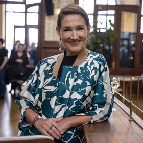 Poslankyně Gabriela Svárovská se stala terčem útoku ze strany Aleše Juchelky.