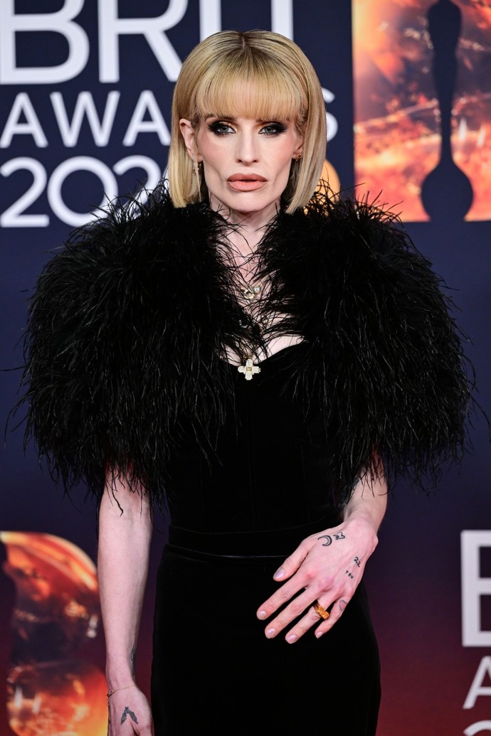 Dcera Ozzyho Osbourna Kelly Osbourne je velmi hubená a fanoušci o ni mají strach.