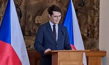 Kdo je Macinkův mluvčí, který zpackal tiskovku? Adam Čörgő má zkušenosti z USA, teď je terčem výsměchu