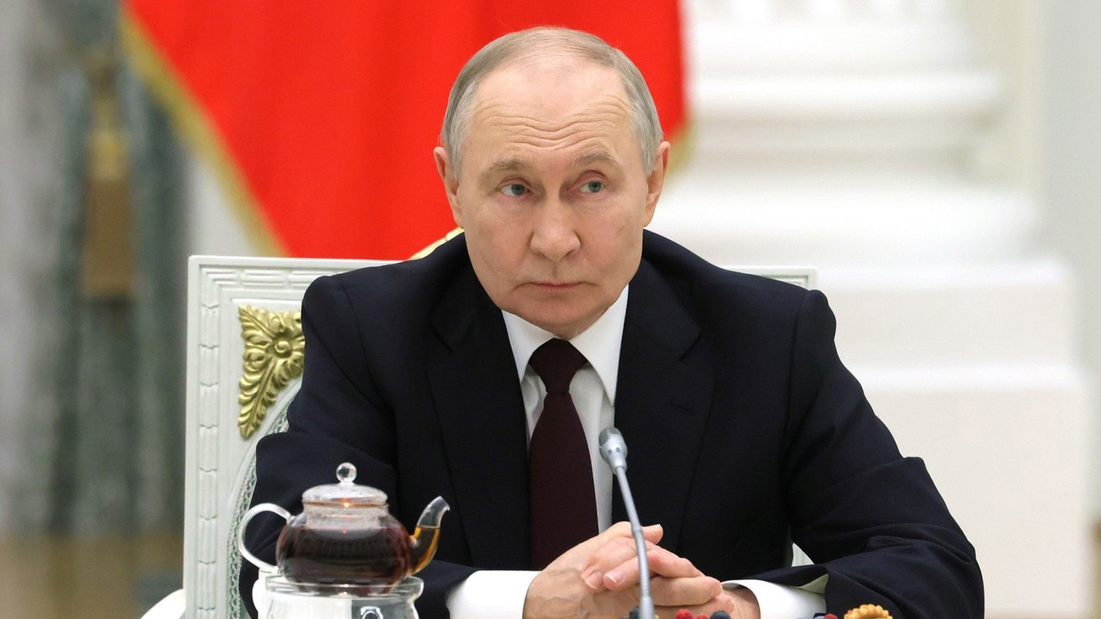 Další fraška Vladimira Putina. Trapné divadlo kvůli zvýšení popularity