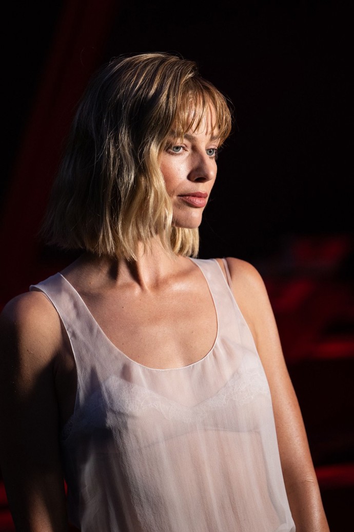 Margot Robbie shodila dlouhé vlasy.