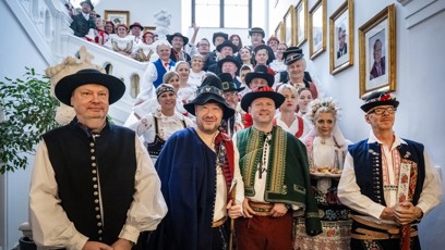 FOTO: V Poslanecké sněmovně bylo živo.