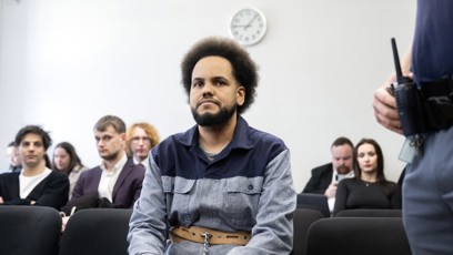 FOTO: Dominik Feri u soudu.