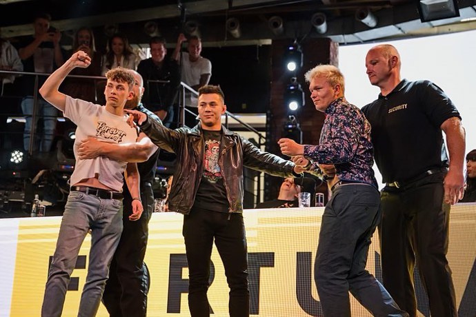 Leoš Svoboda má za sebou líbačku s Klukem s kamením.